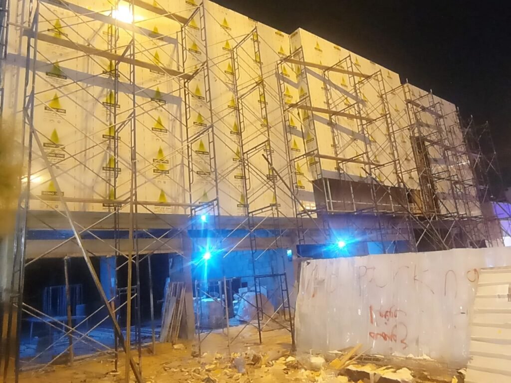 d251b094 0d8a 4a39 9af0 15e5d01ad8f5